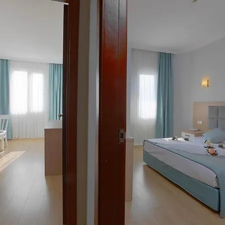 Adonis Hotel Анталья Экстерьер фото